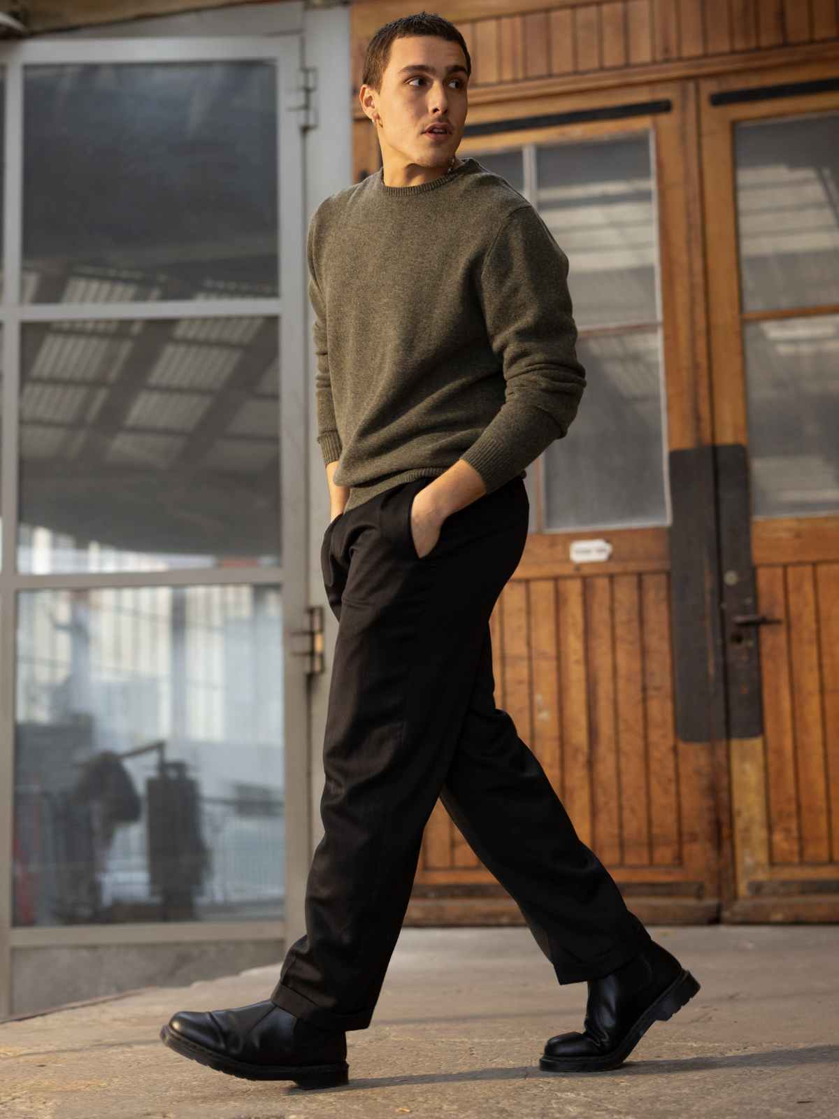 Visitor Clothing Men's Merino Cashmere Sweater Seaweed