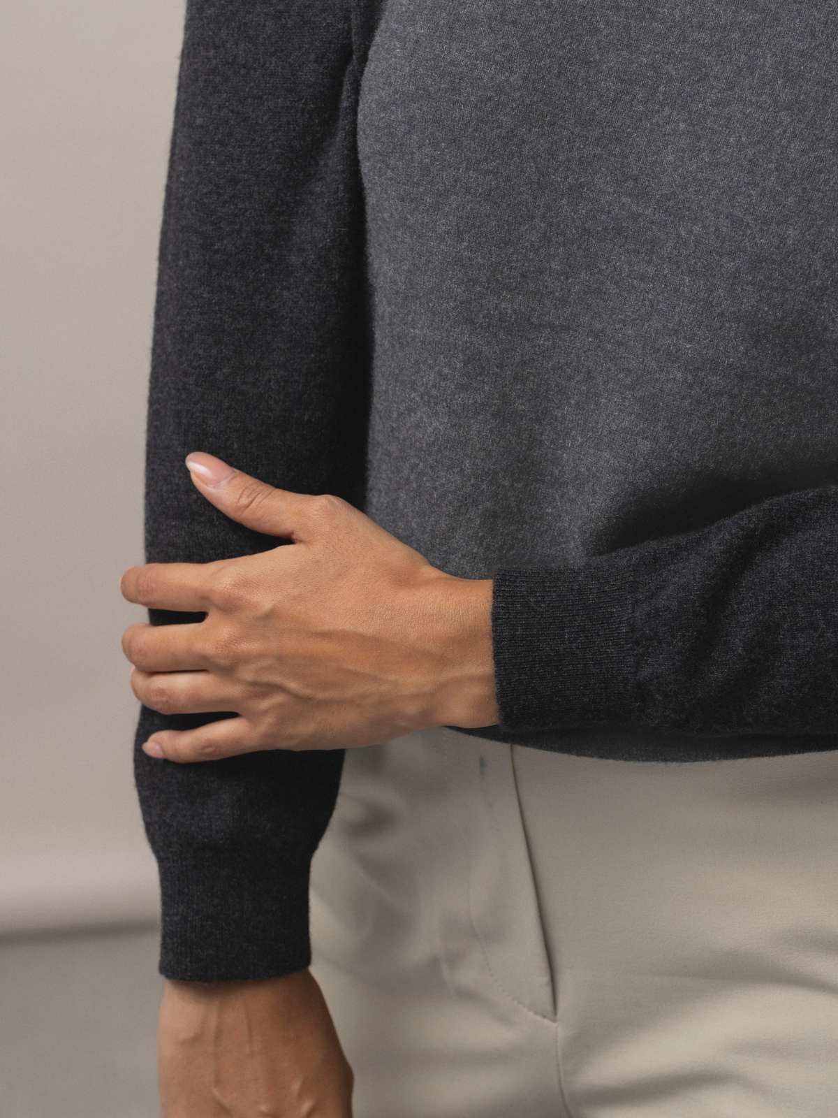 Visitor Clothing Men's Cashmere Sweater Charcoal