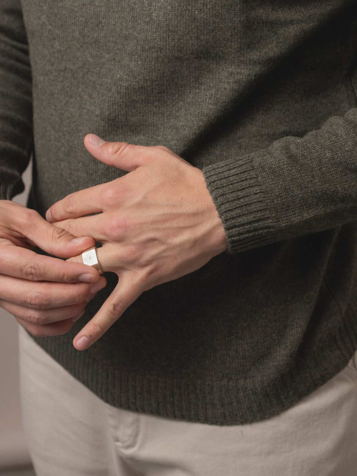 Visitor Clothing Men's Wool Yak Cashmere Sweater Seaweed