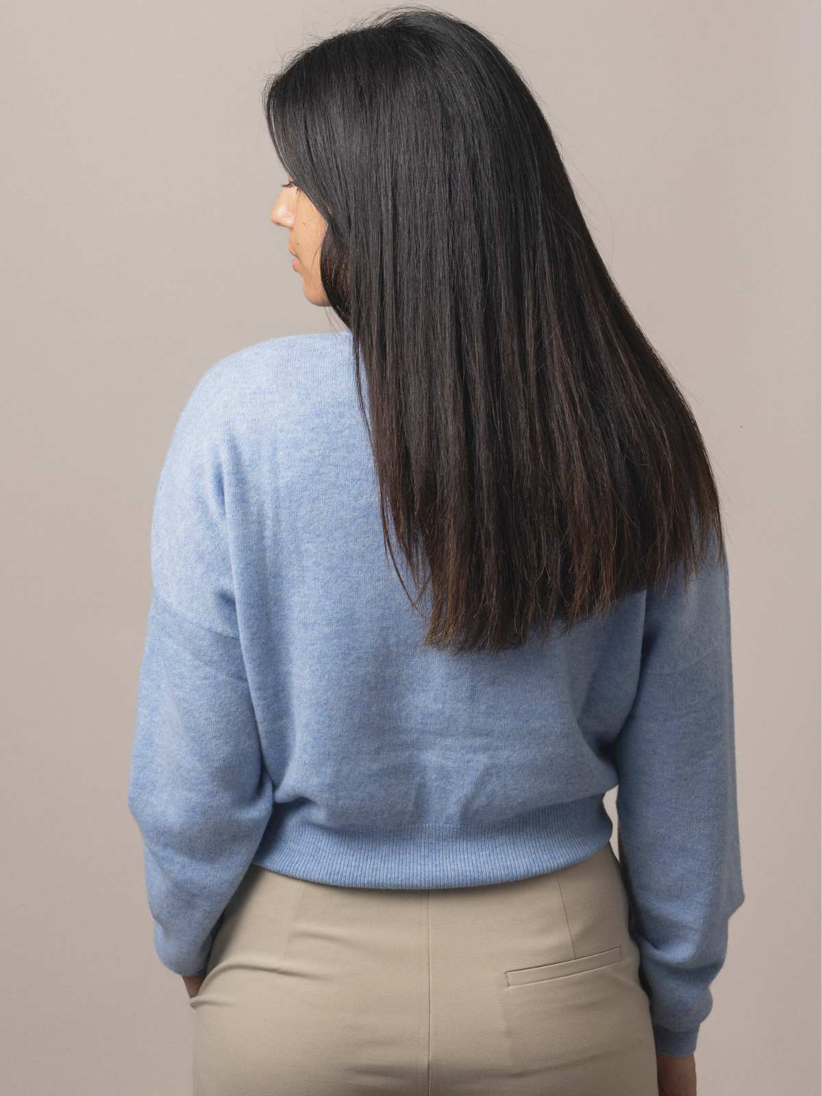 Visitor Clothing Women's Cashmere Sweater Stonewash Blue