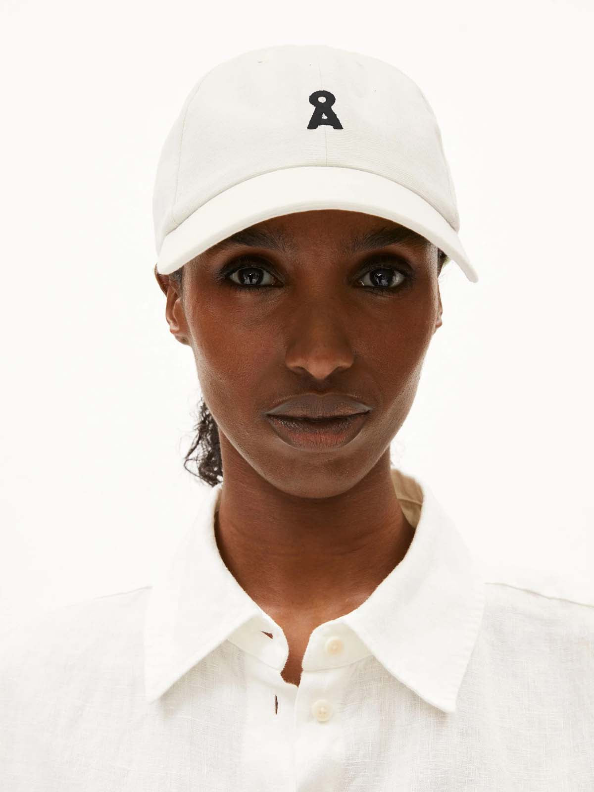 Armedangels Cap Yenaas Bold Oatmilk Black