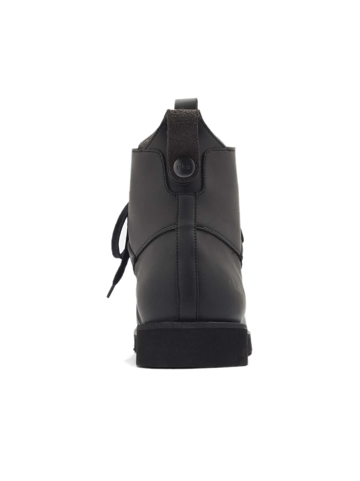 ekn Cedar Boot All Black Vegan