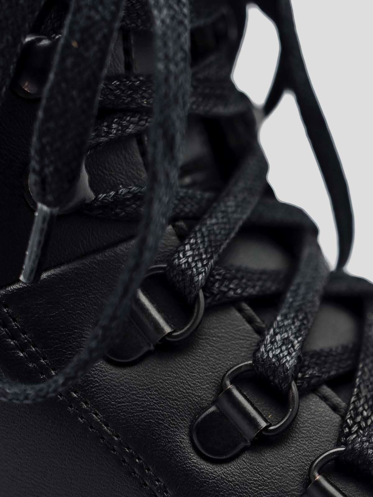 ekn Cedar Boot All Black Vegan
