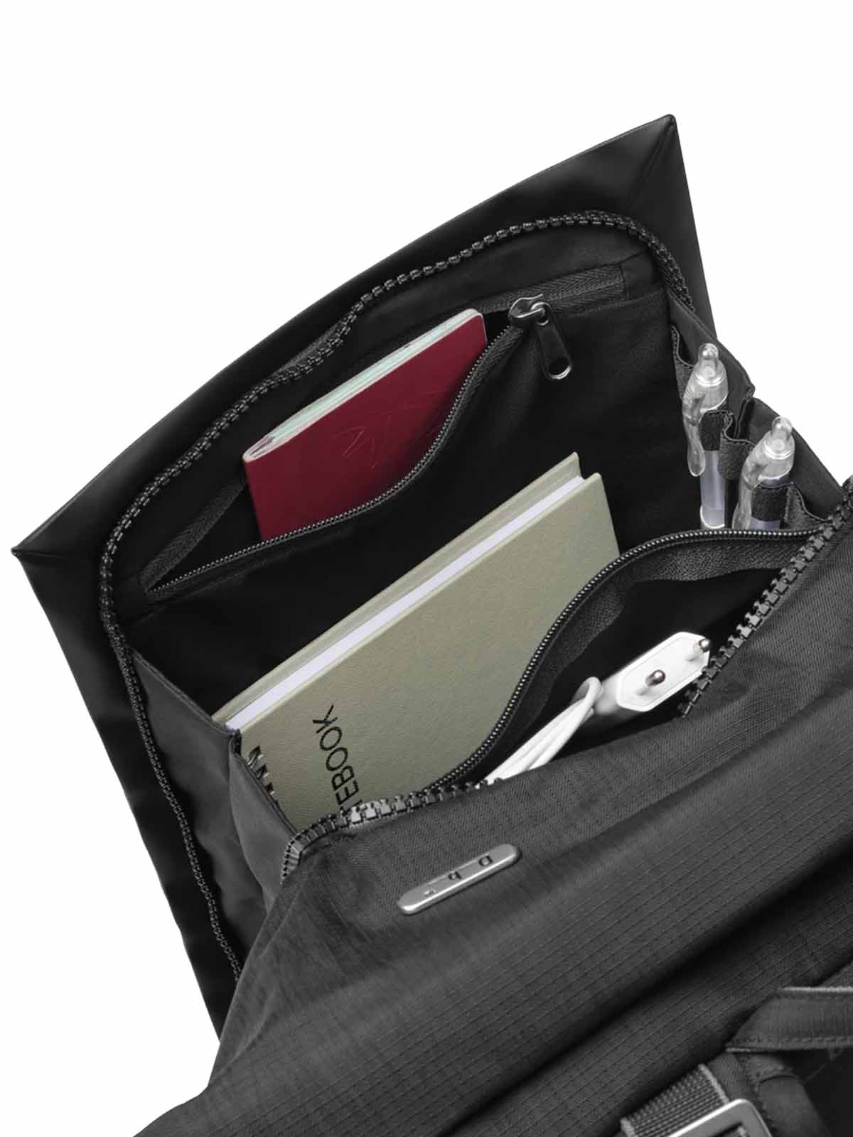 Db Entour Daypack 18L Black Out