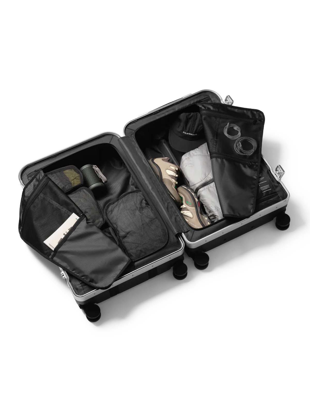 Db Ramverk Pro Check-In Large Black Out