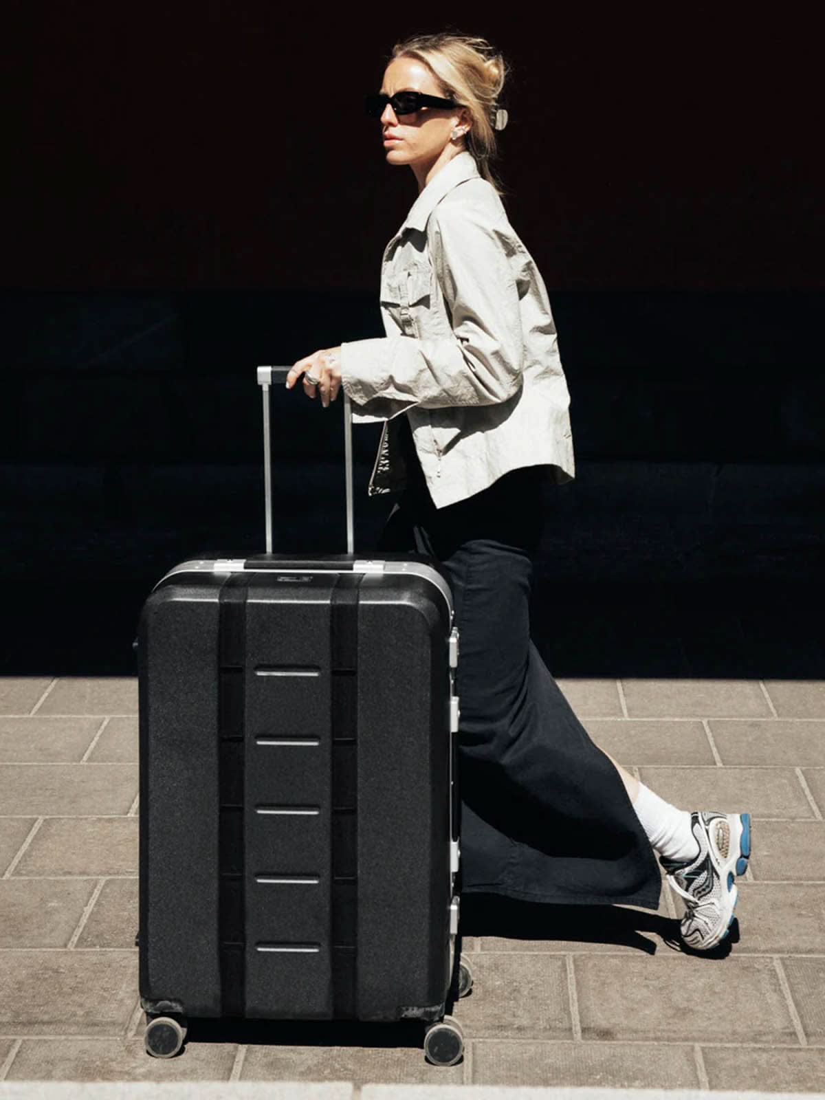 Db Ramverk Pro Check-In Large Silver