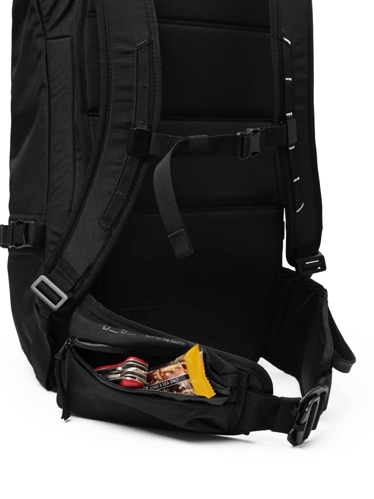 Db Snow Pro Backpack 32L White Noise