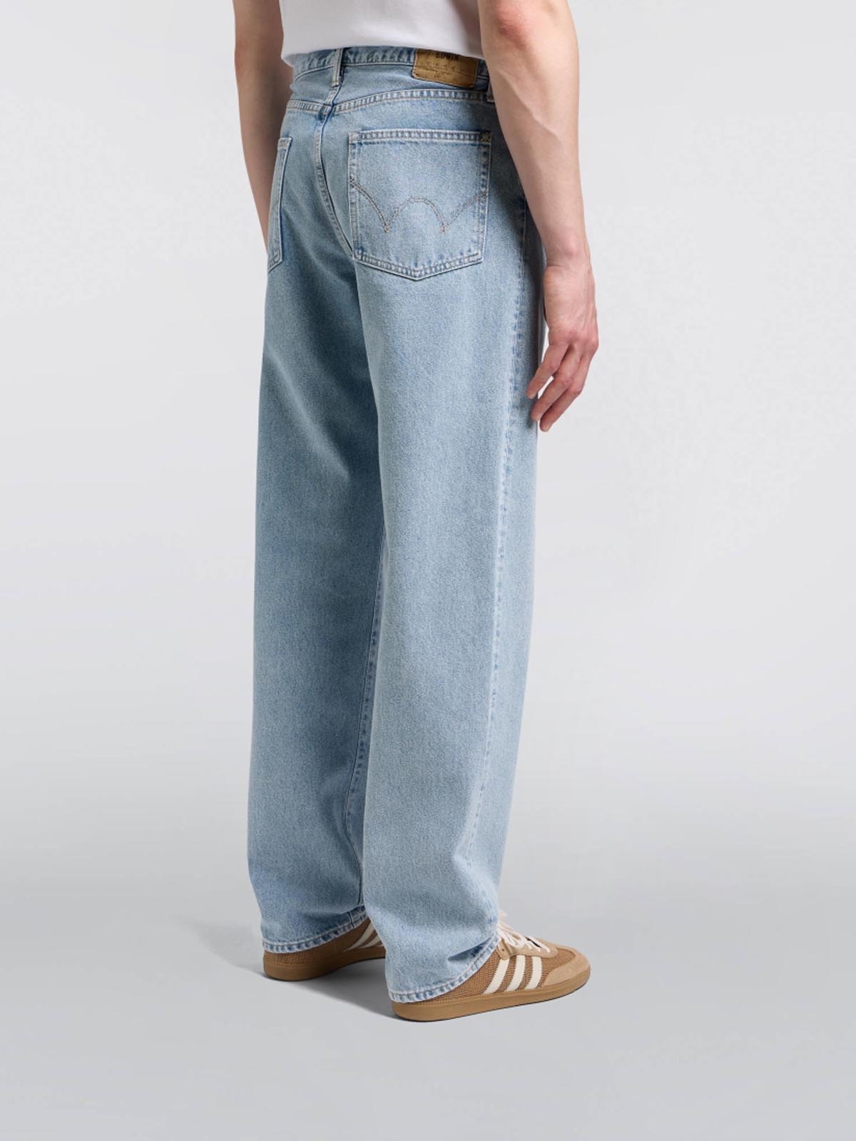 Edwin 12.5oz Kaihara Loose Fit Blue Light Used L32