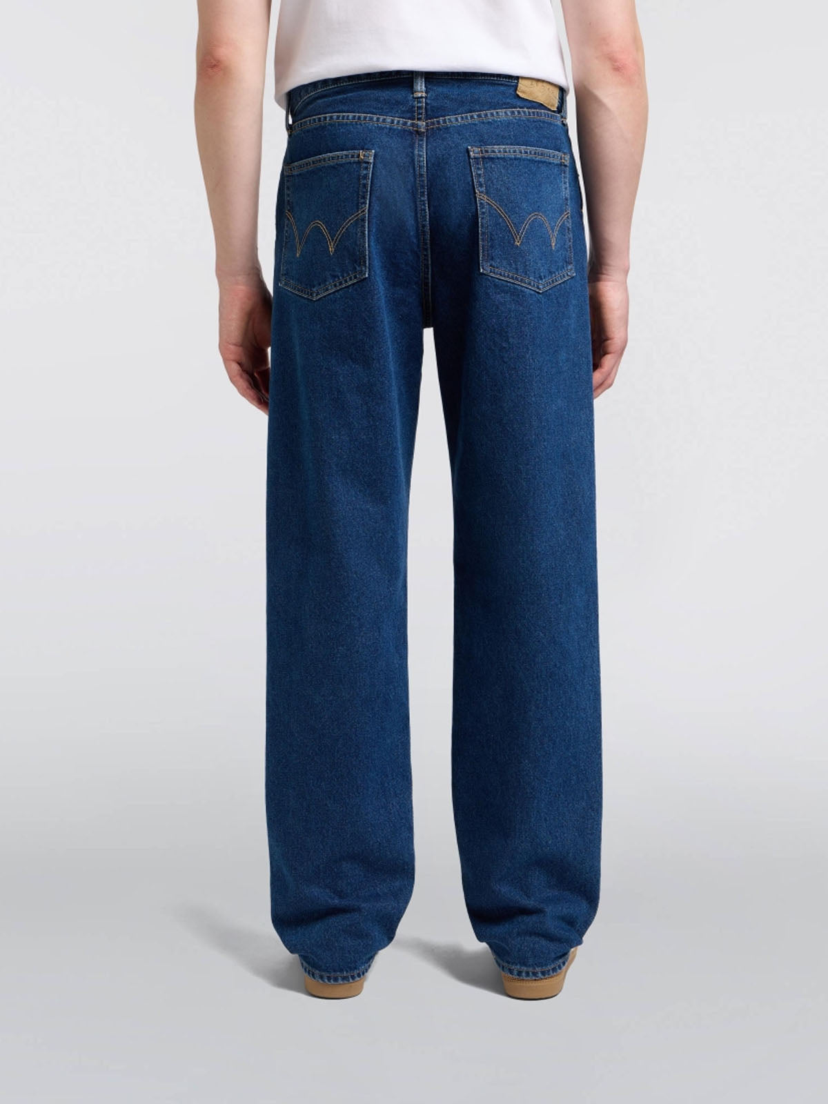 Edwin 12.5oz Kaihara Loose Fit Blue Mid Light Used L30
