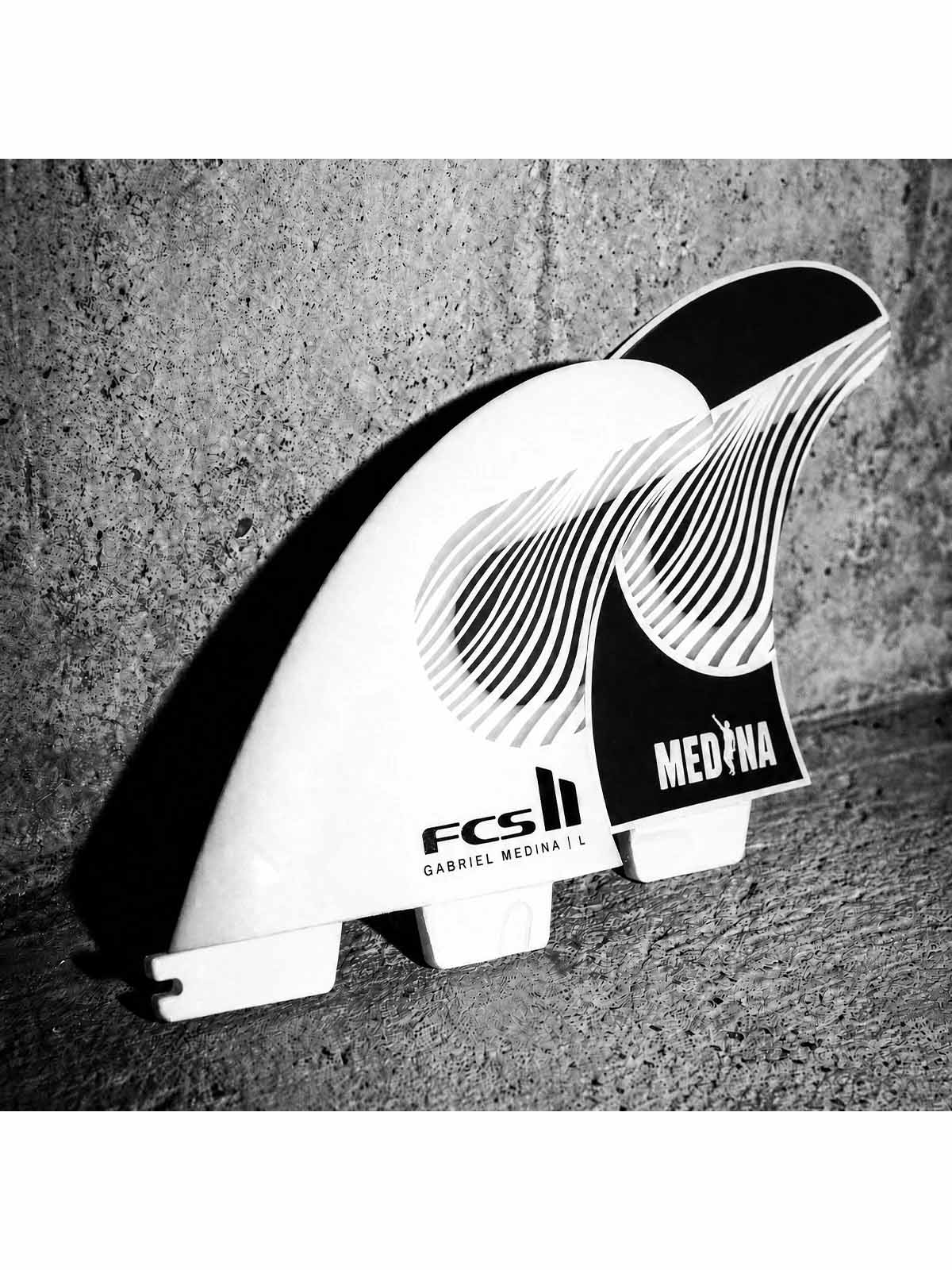 FCS II Fins Yago Dora PC Tri Fin Set Pulse Green Medium