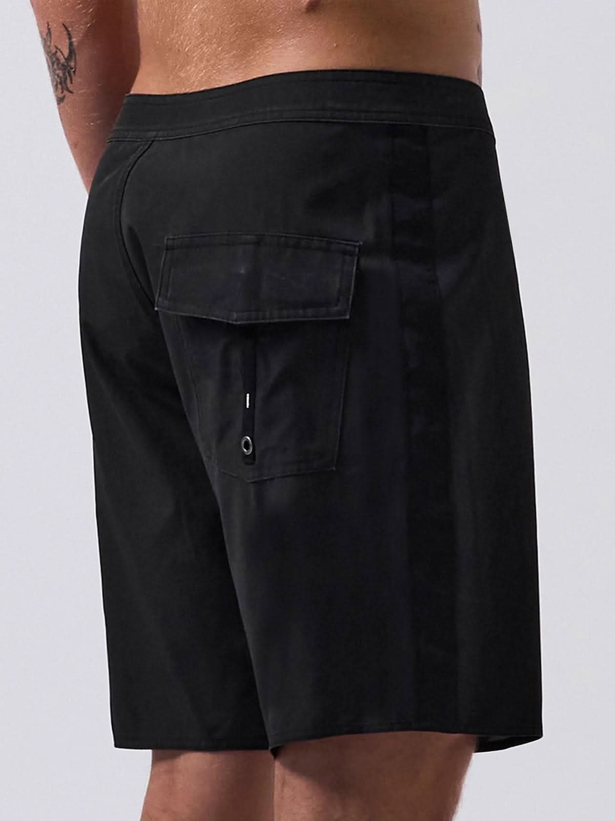 Former System 19' Trunk Black