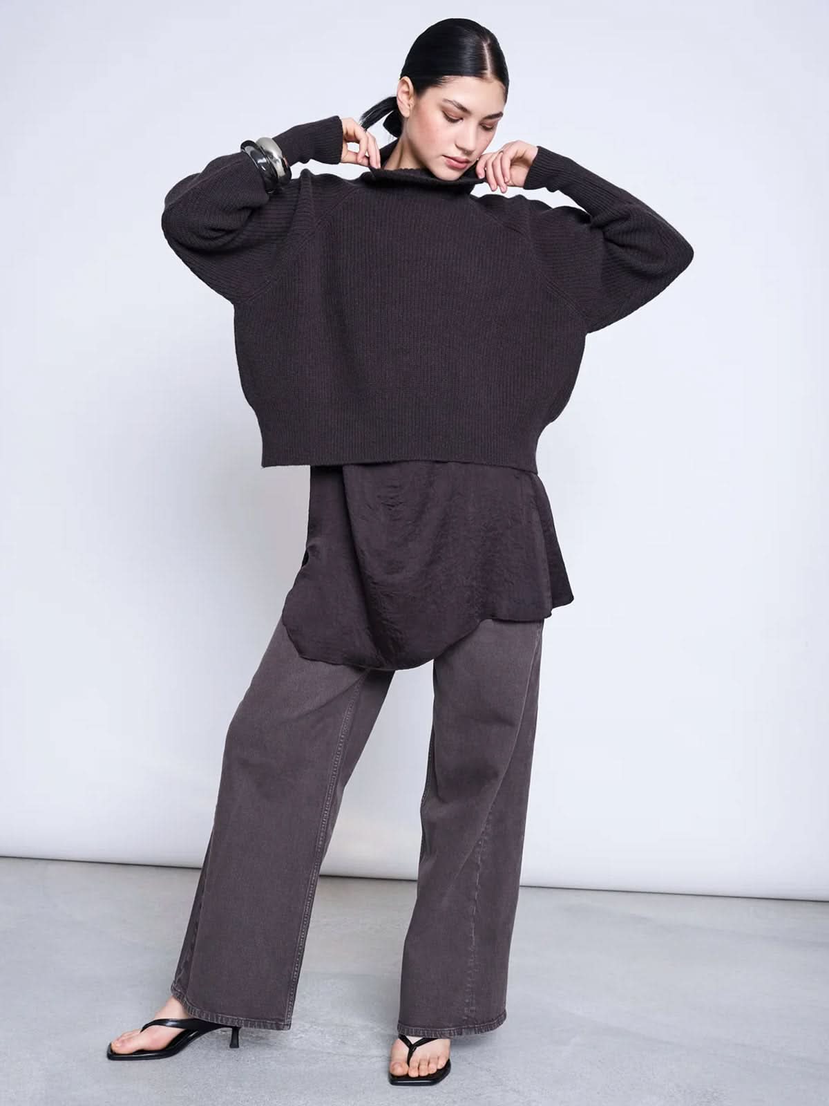 Jan 'n June High-Neck Jumper Wooly Ola Zartbitter