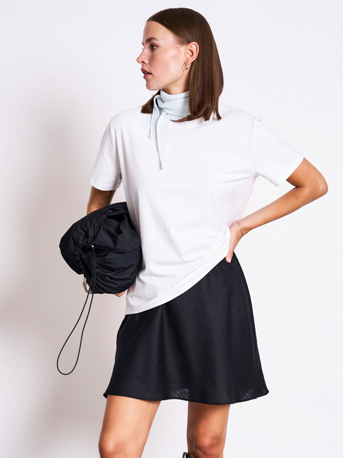 Jan 'n June Linen Mini Skirt Cercis Black