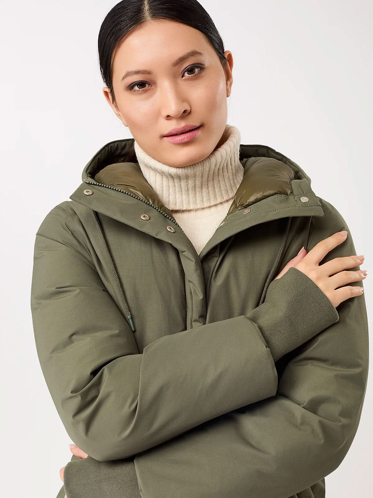 LangerChen Lange Jacke mit Kapuze Sencha