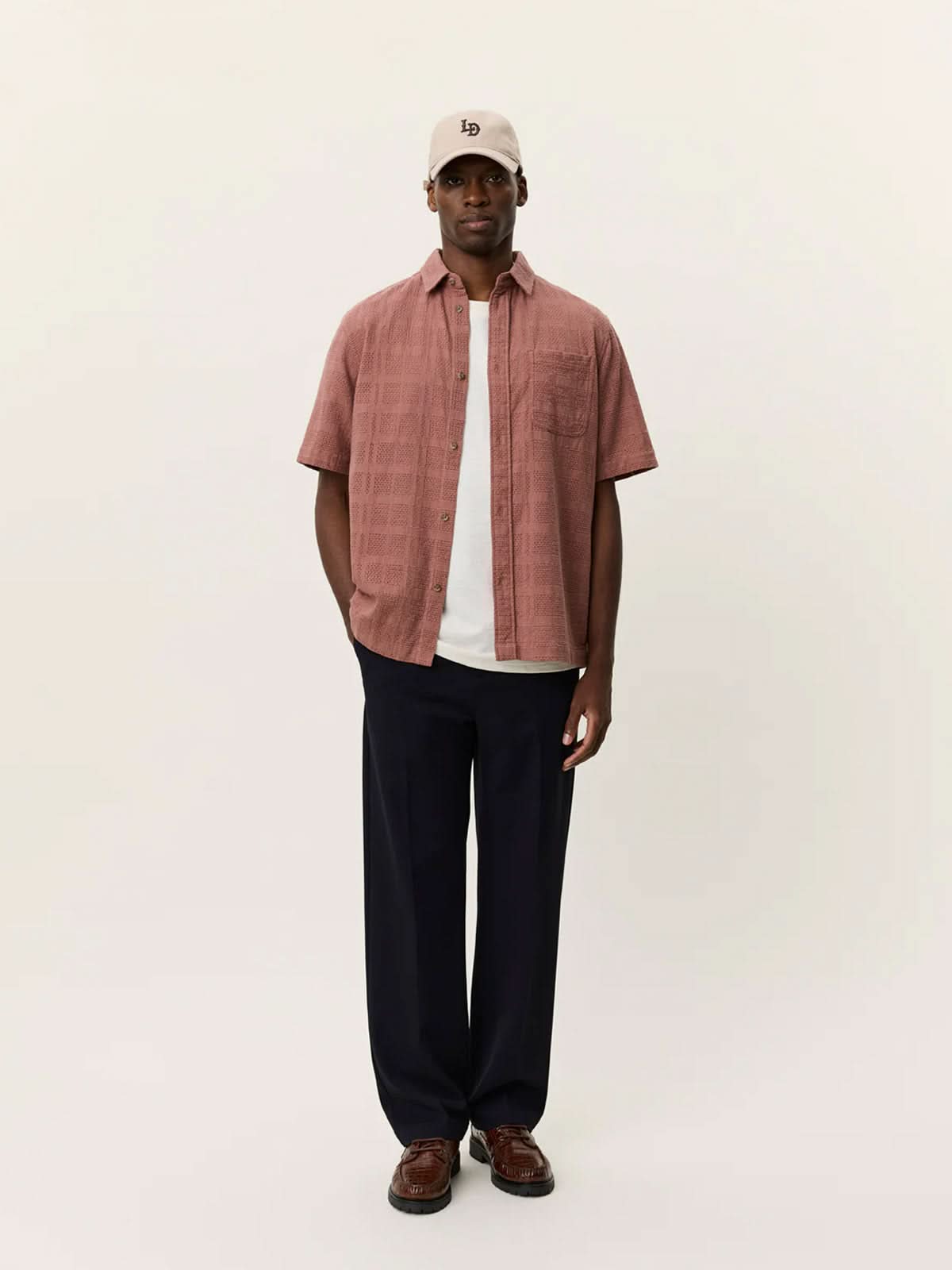 Les Deux Charlie SS Shirt Cognac Red