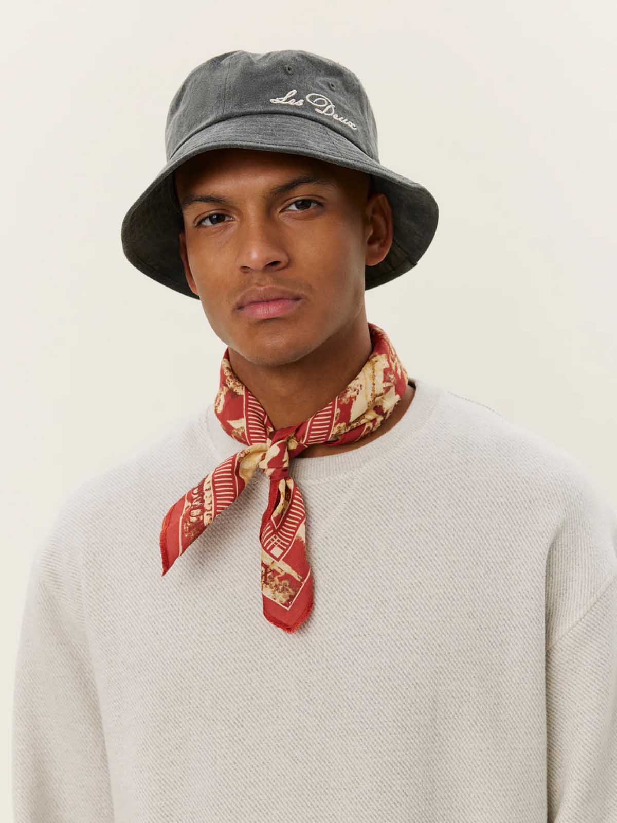 Les Deux Sully Patch Sweatshirt Grey Melange