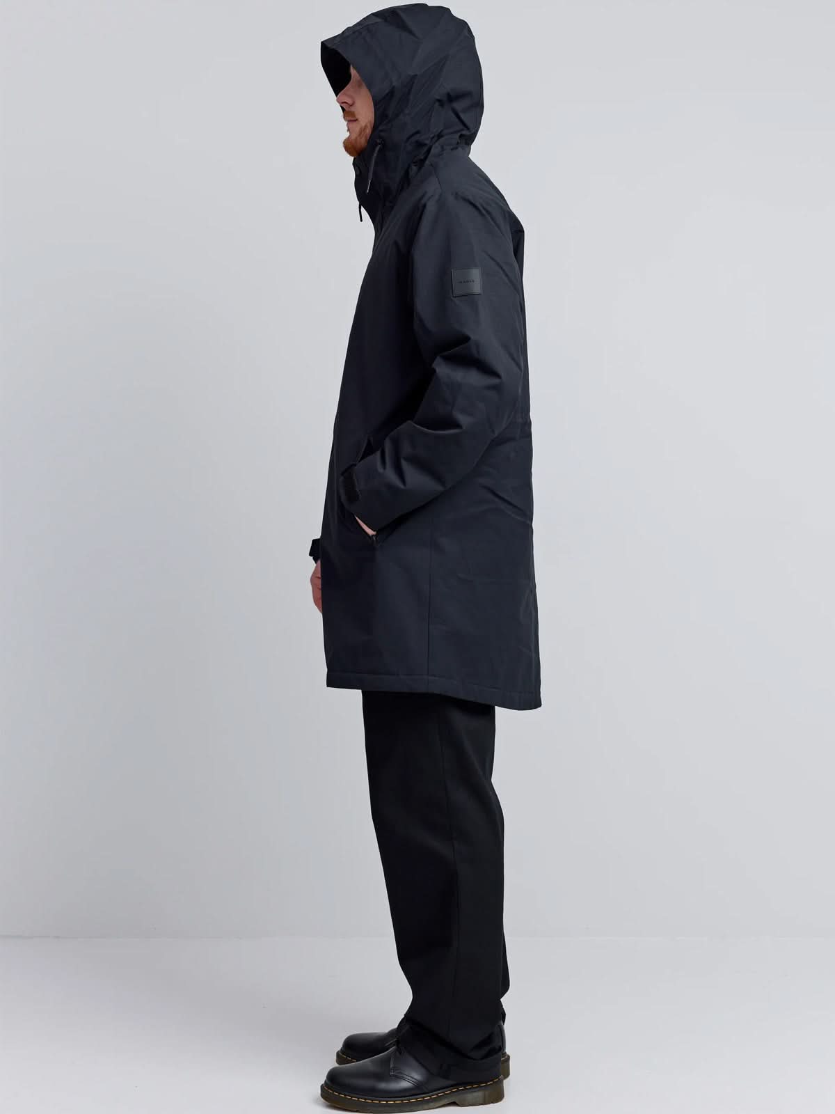 Makia Glacier Parka Black
