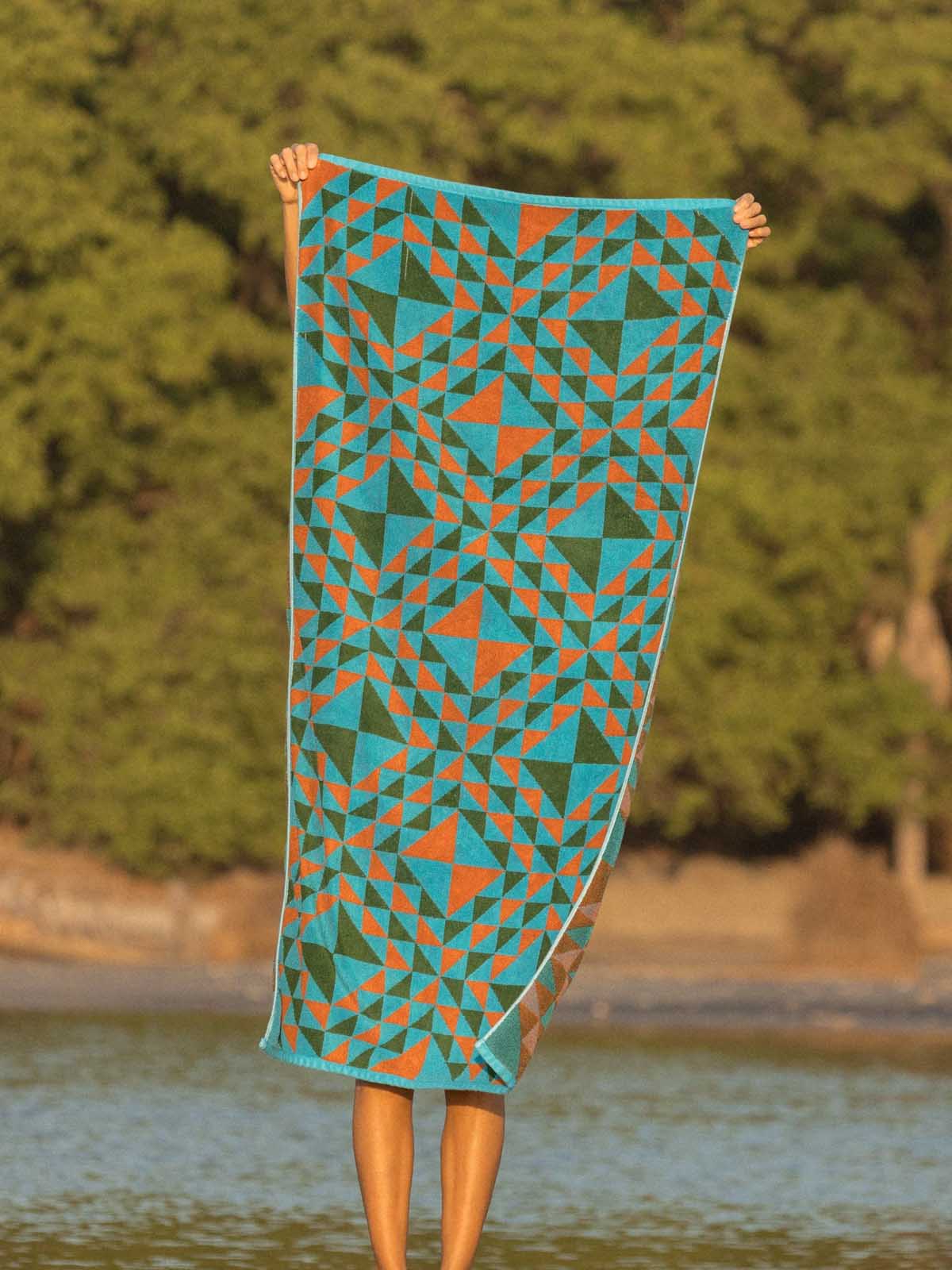 Mollusk Graphis Towel Blue Multi