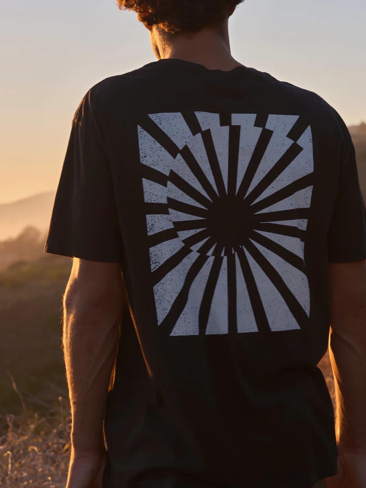 Mollusk Refraction Tee Faded Black