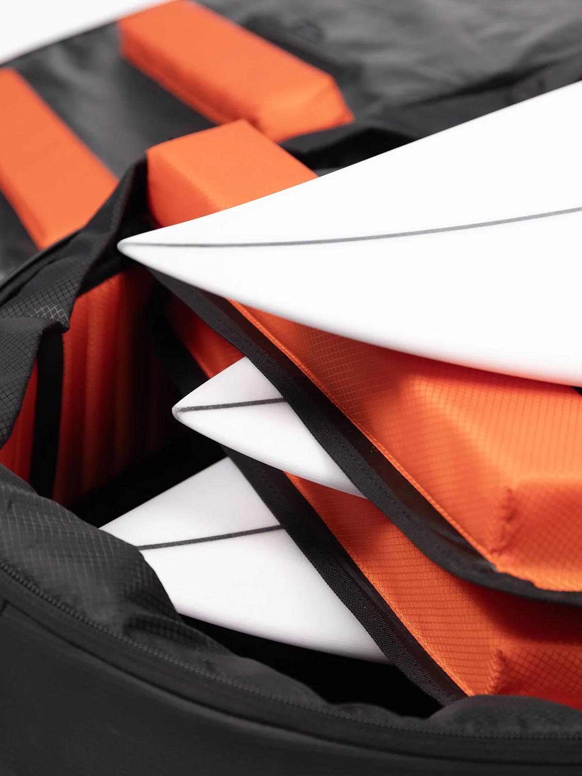 Ocean & Earth Apex Triple Wheel Fish- / Shortboard Cover 6’4 Black