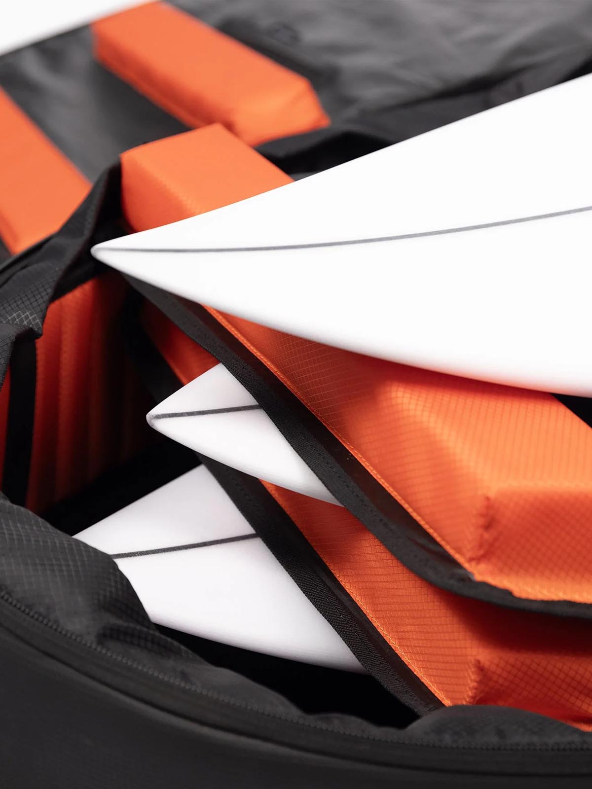 Ocean & Earth Apex Triple Wheel Fish- / Shortboard Cover 7’0 Black