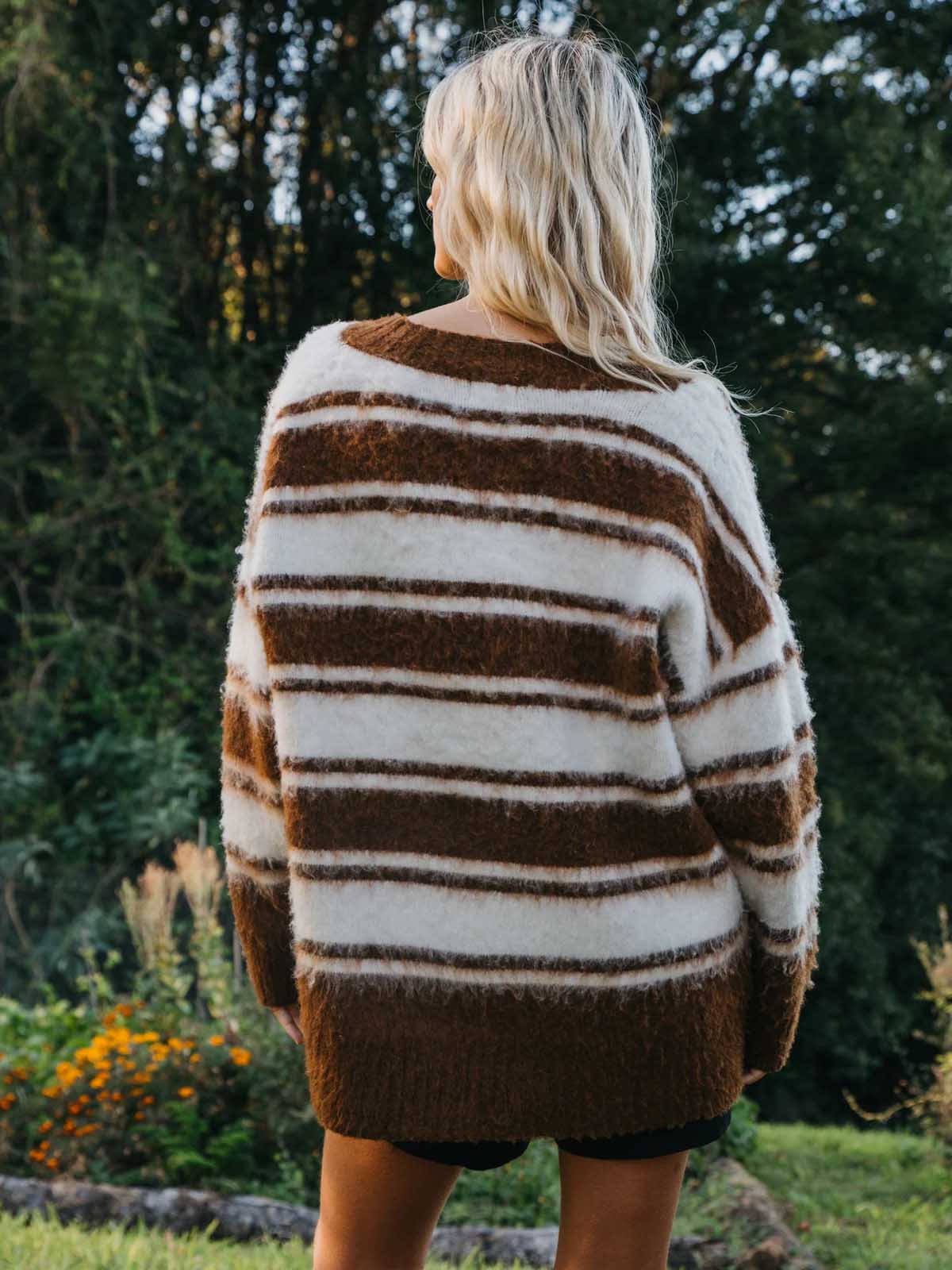 Ottway W's Wilde Fluffy V-Neck Oversized Jumper