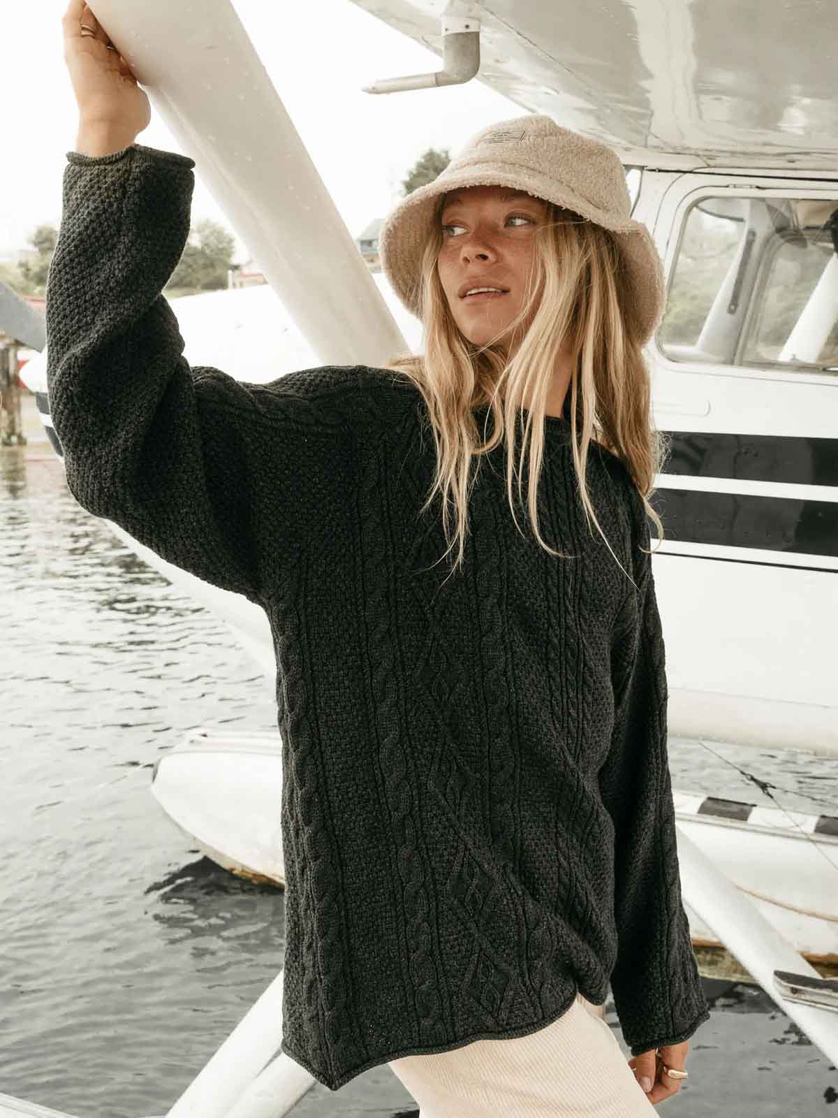 Ottway W's Rory Cable Knit Sweater Charcoal