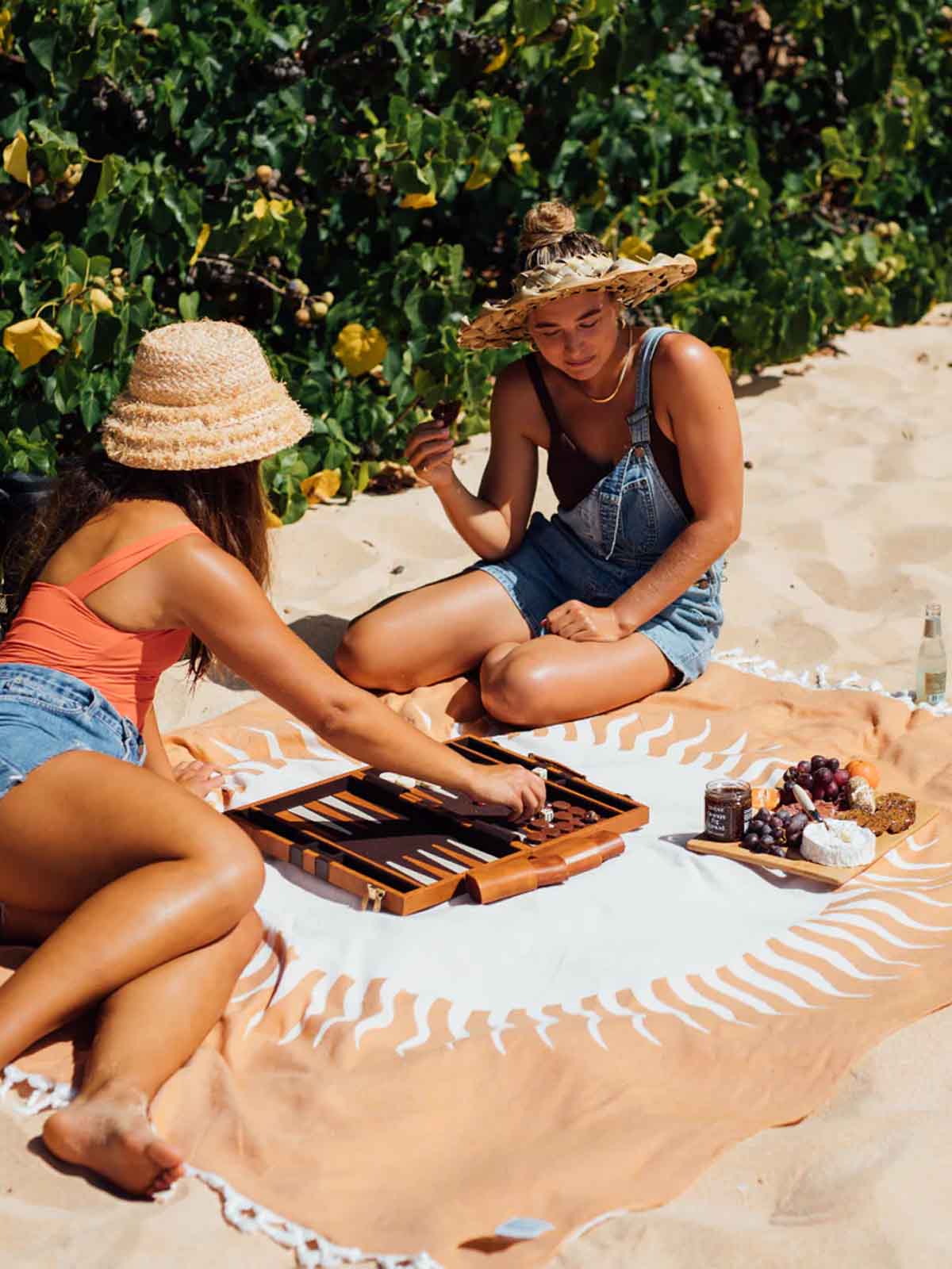 Slowtide x Mollusk Beach Blanket Sol Henna