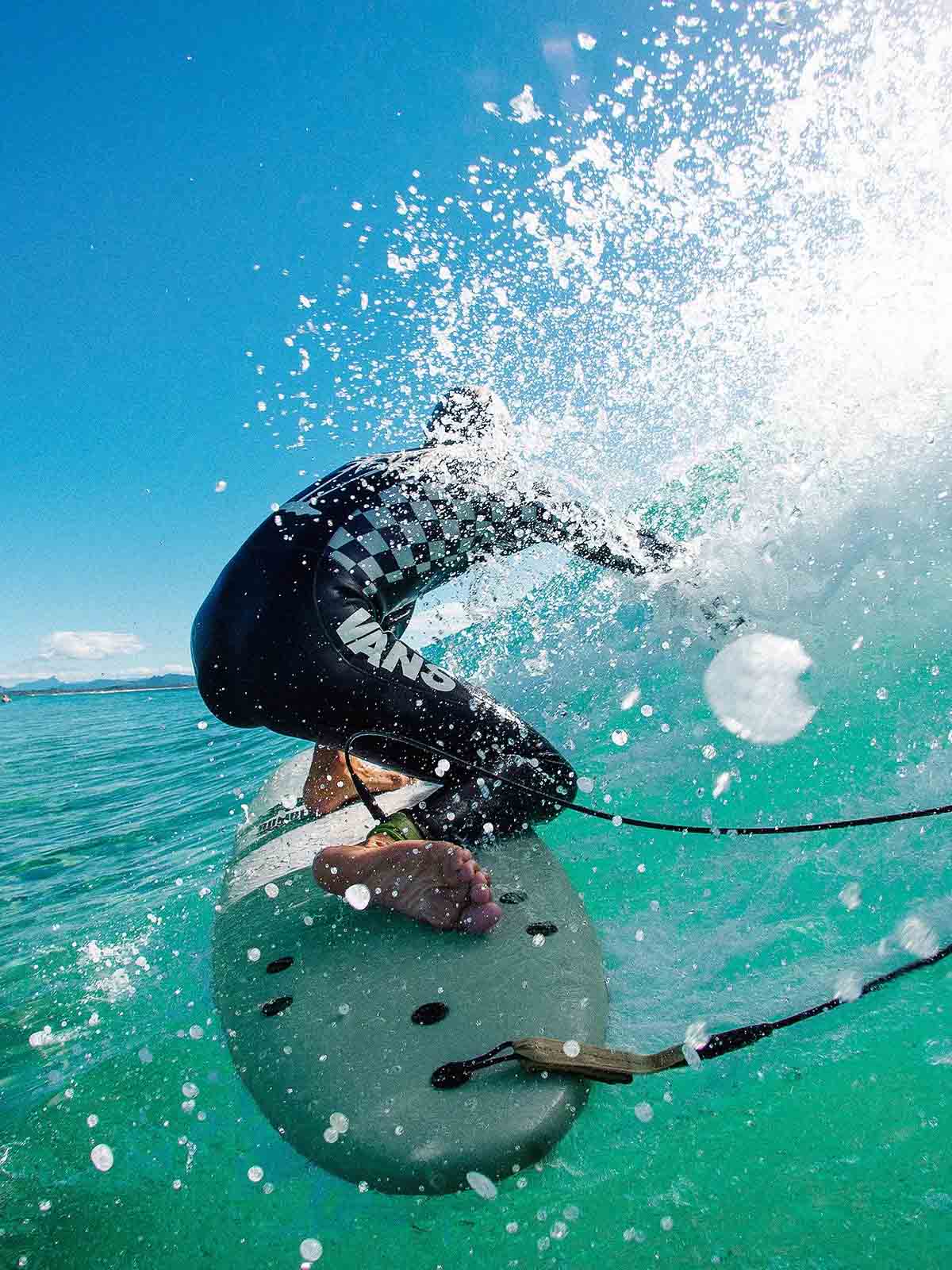 Softech Bomber FCS II 5'10" Blue White