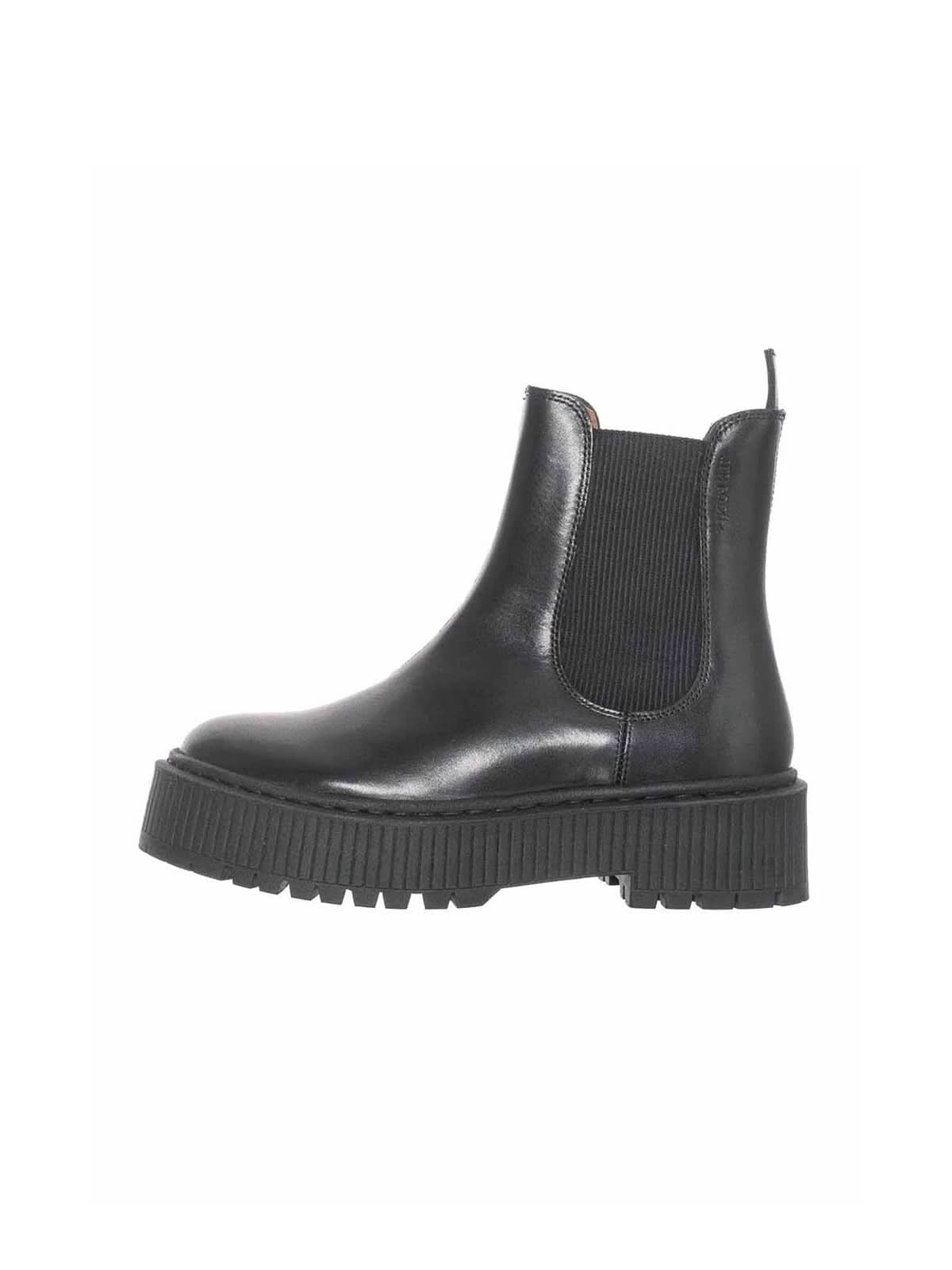 Ten Points Chelsea Boot Alina Black