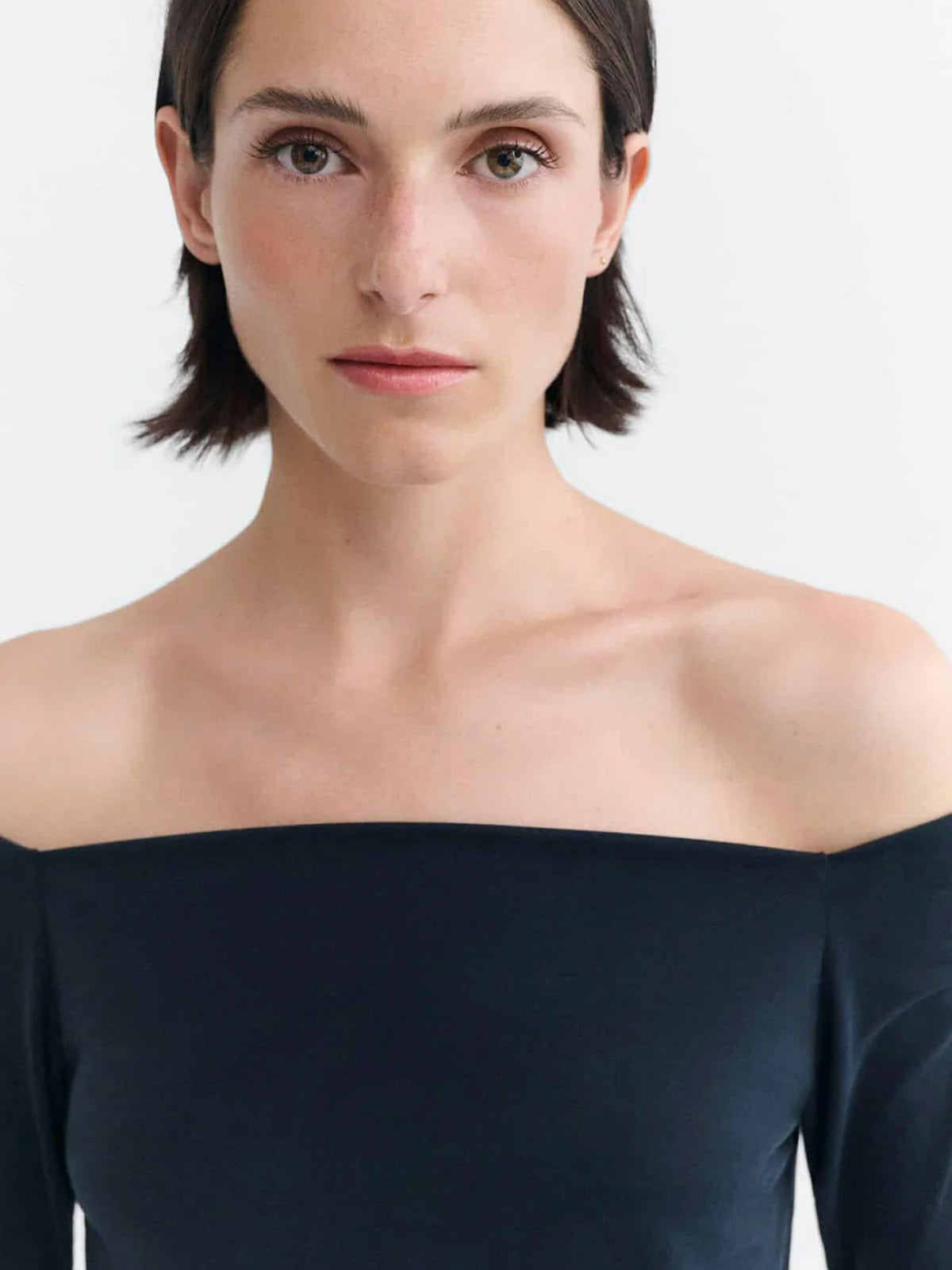 Thinking Mu Berta Top Black