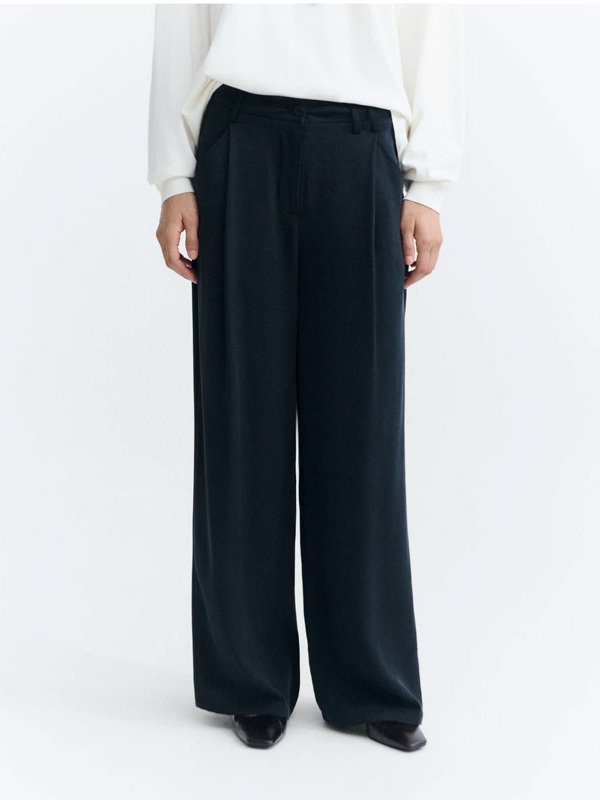 Thinking Mu Molly Pants Black