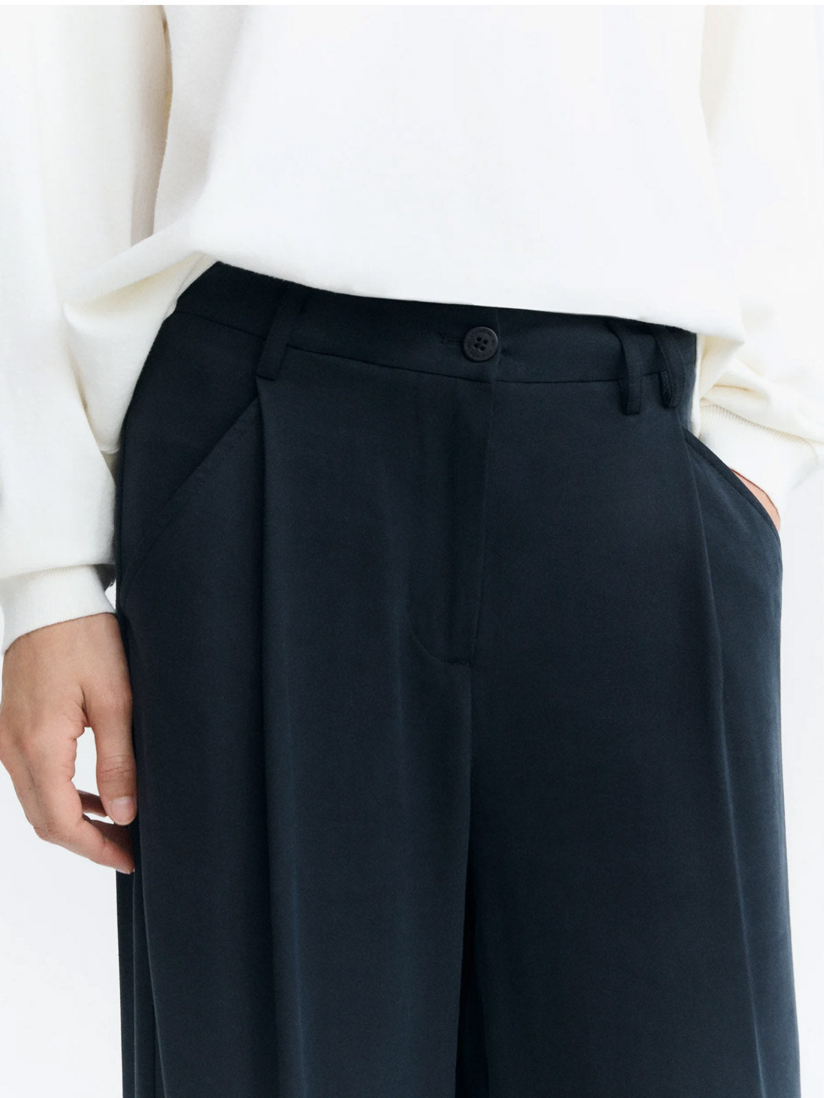 Thinking Mu Molly Pants Black