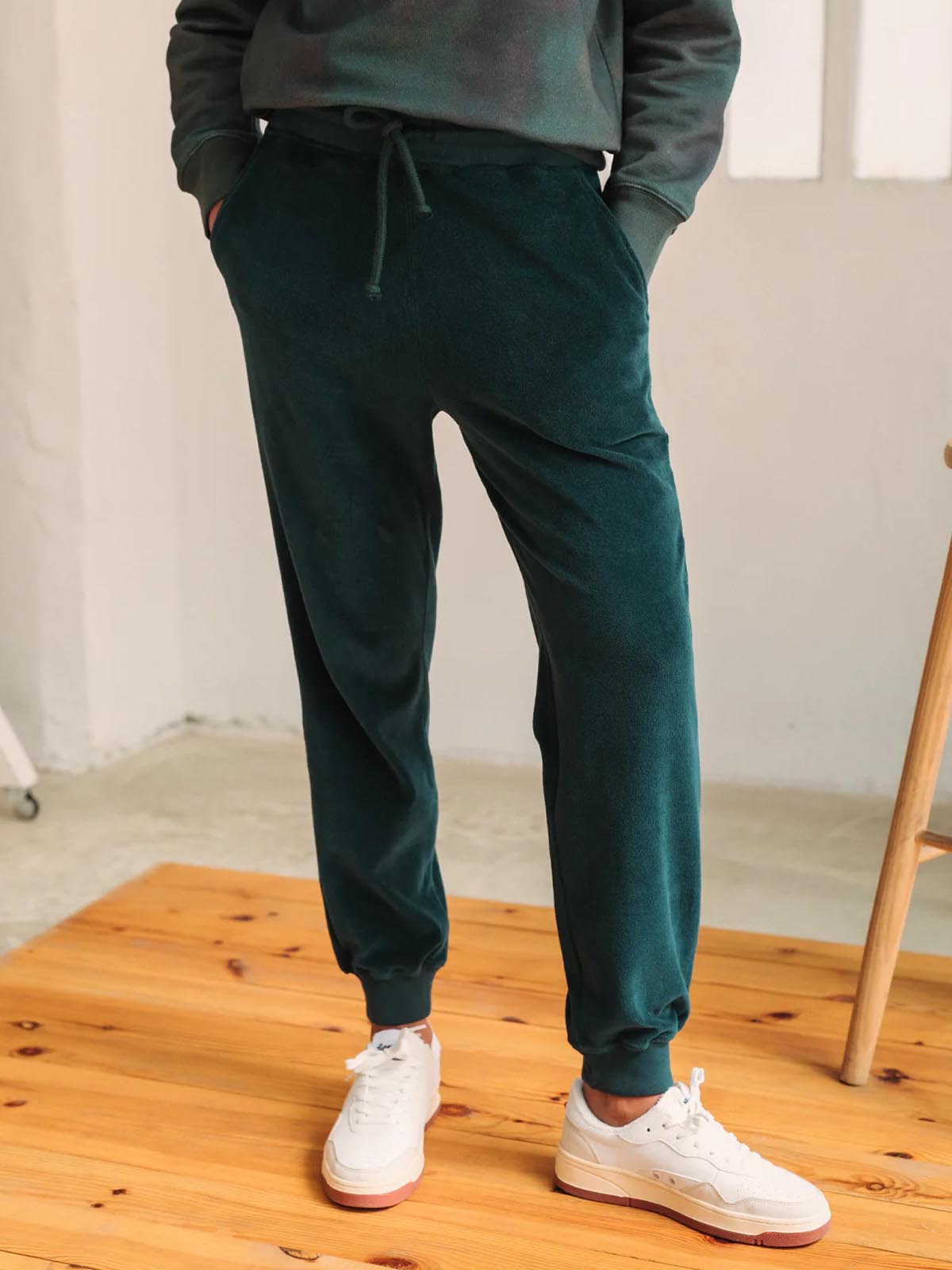 Twothirds Krivus Velour Sweatpants Deep Lake