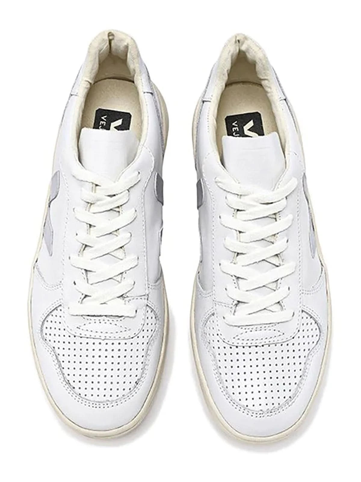 Veja V-10 Leather Extra White