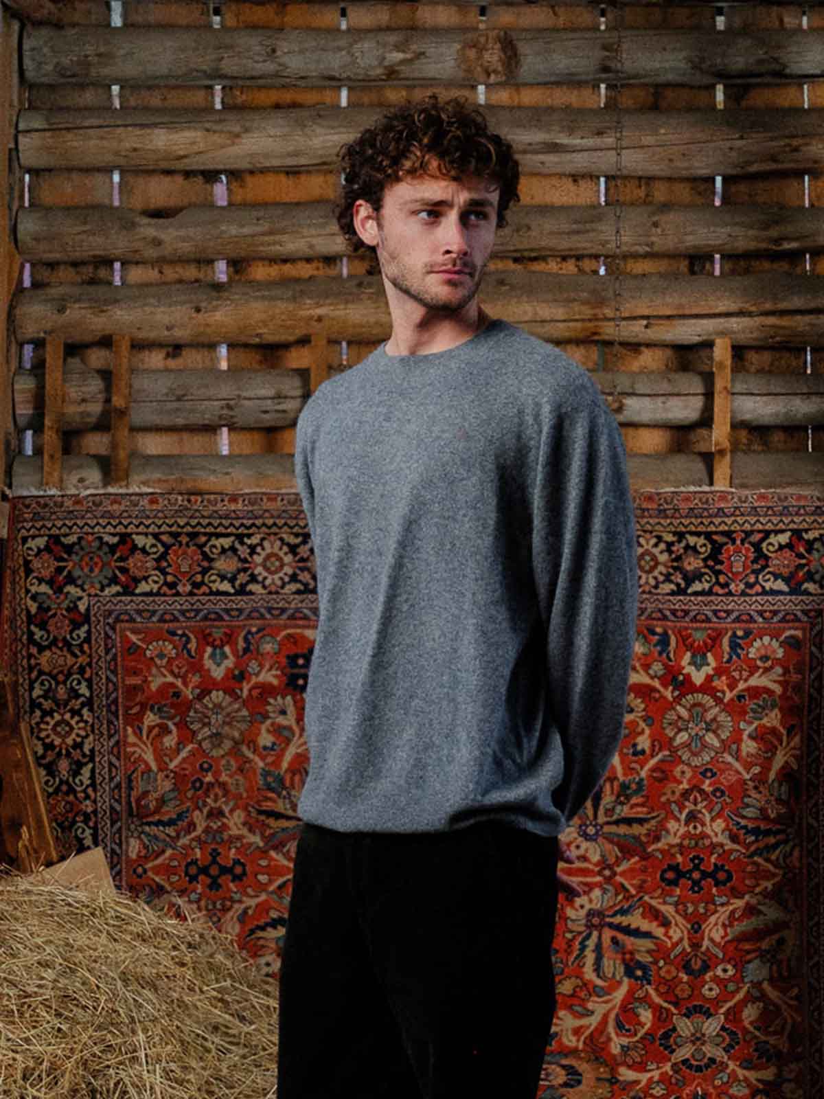 Visitor Clothing Men's Asterion Brushed Cashmere Sweater Pewter