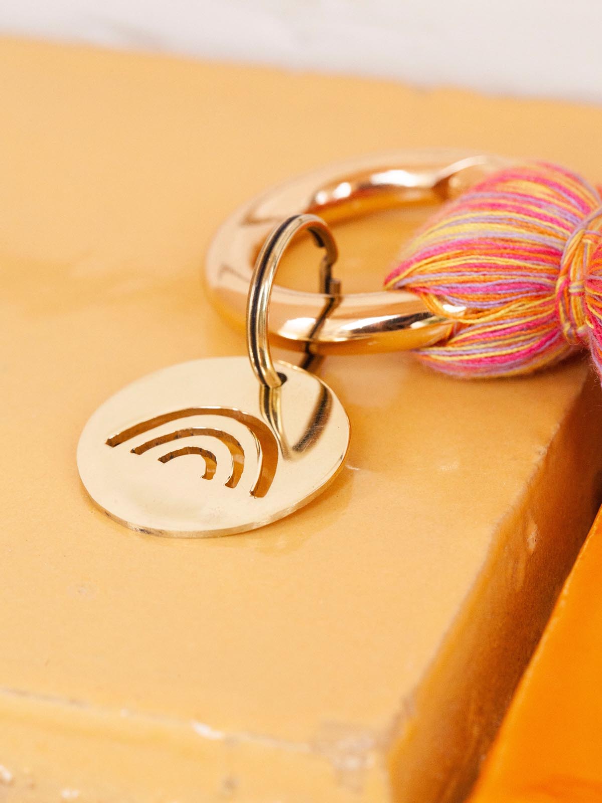 Yoomee Key Tag Mini Rainbow Gold