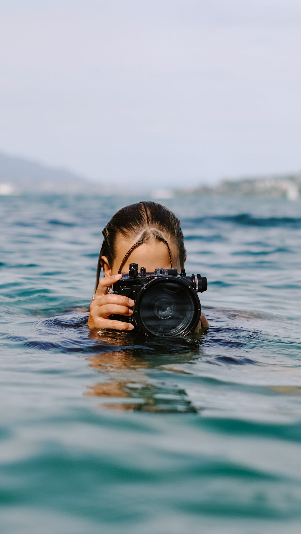 On a wave with: Annik Lynn