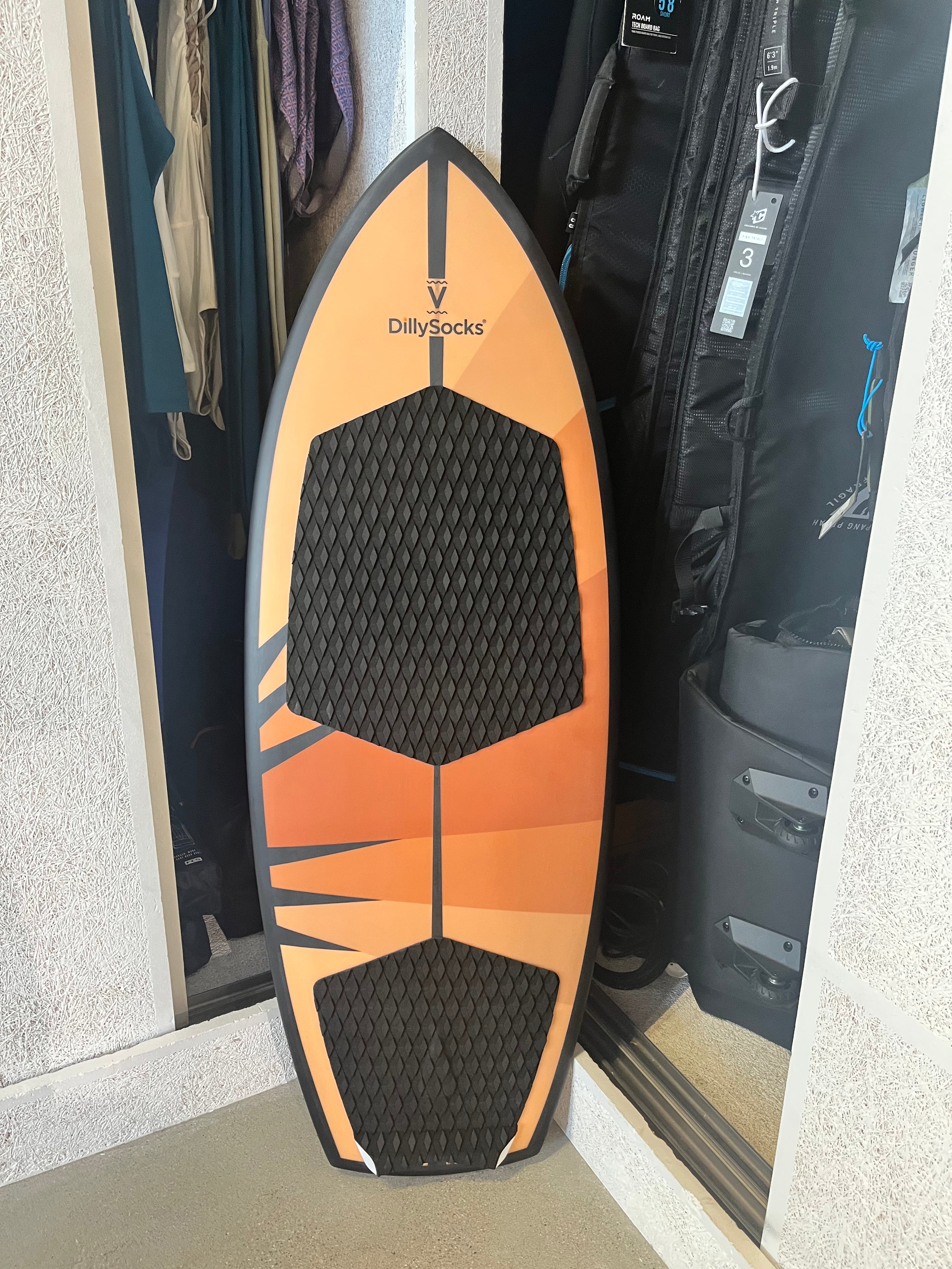 Visitor Surfboards Wake Great White 4'7 Custom