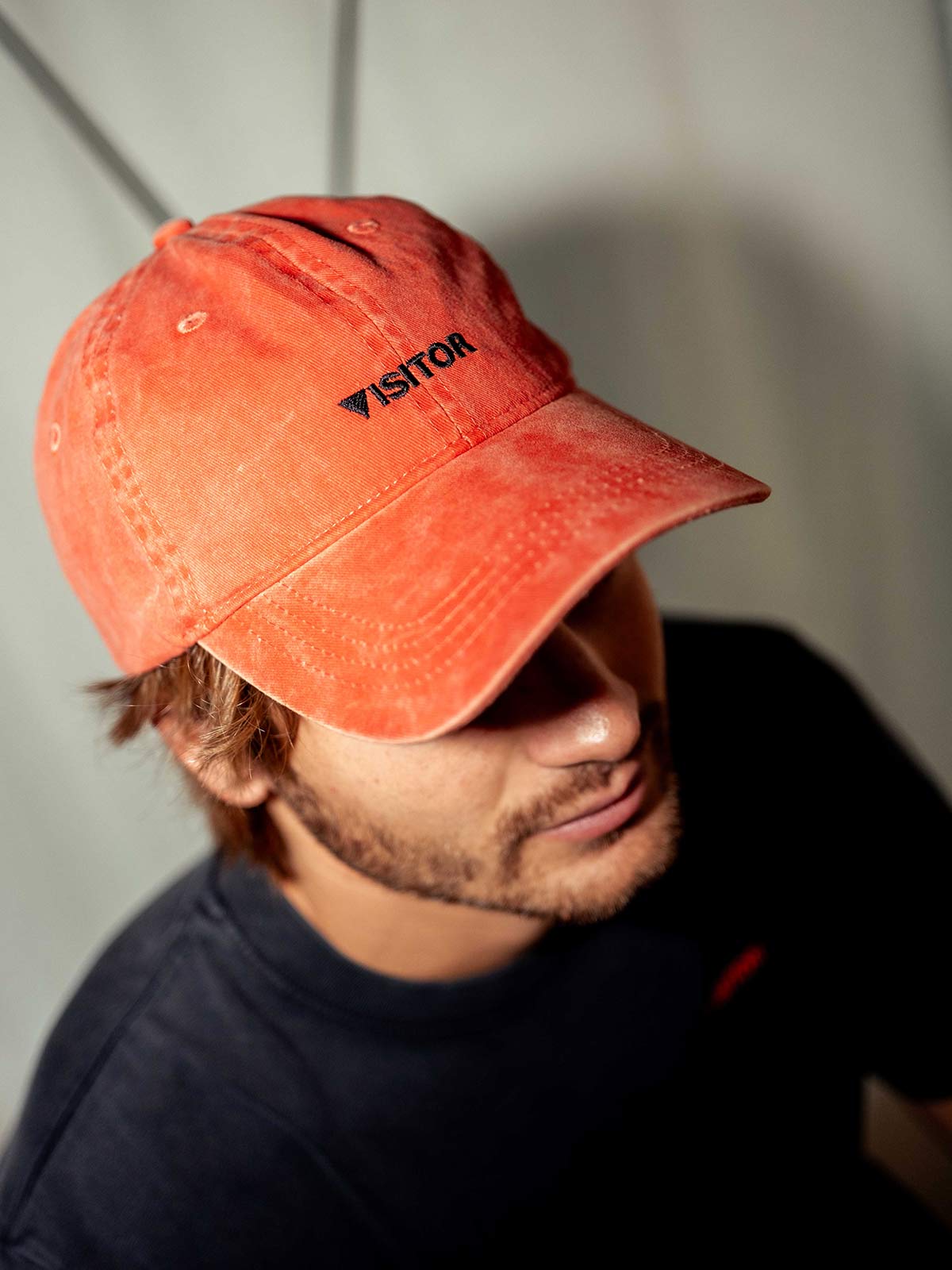 Visitor Classic Cap Washed Red