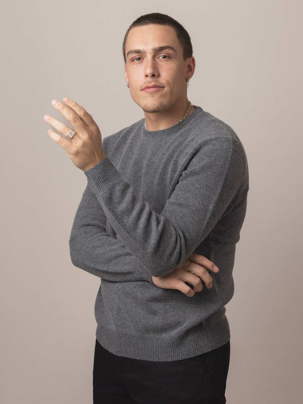 Visitor Clothing Men's Merino Cashmere Sweater Dark Grey