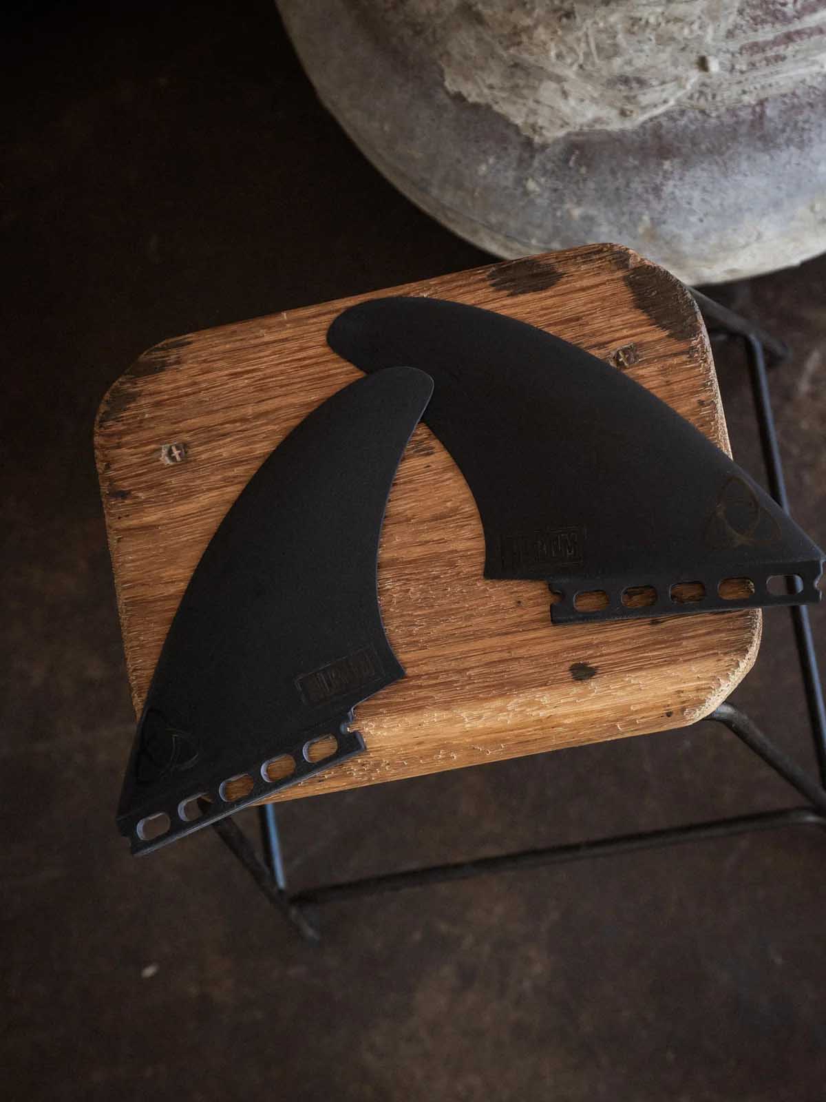 Album x NVS Fascination Twin Fin Black