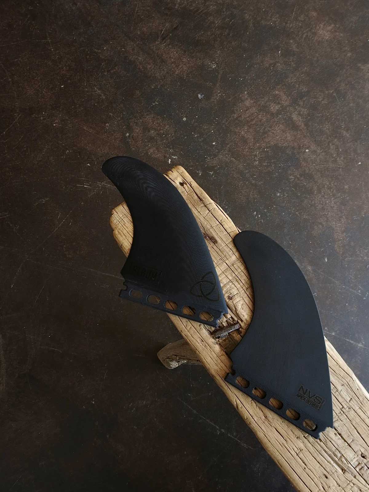 Album x NVS Upright Twin Fin Black