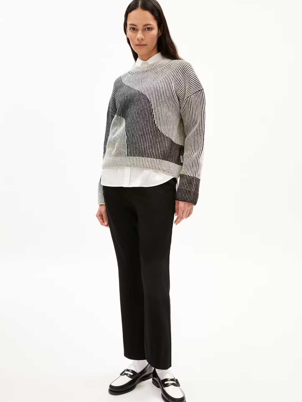 Armedangels Mayraa Vanise Pullover Loose Fit Black Offwhite