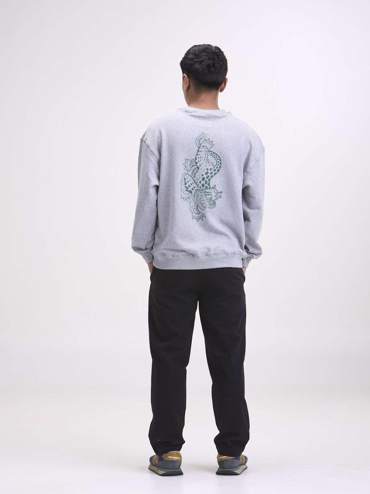 Arniko Sweater Regular Leopard Grey Melange
