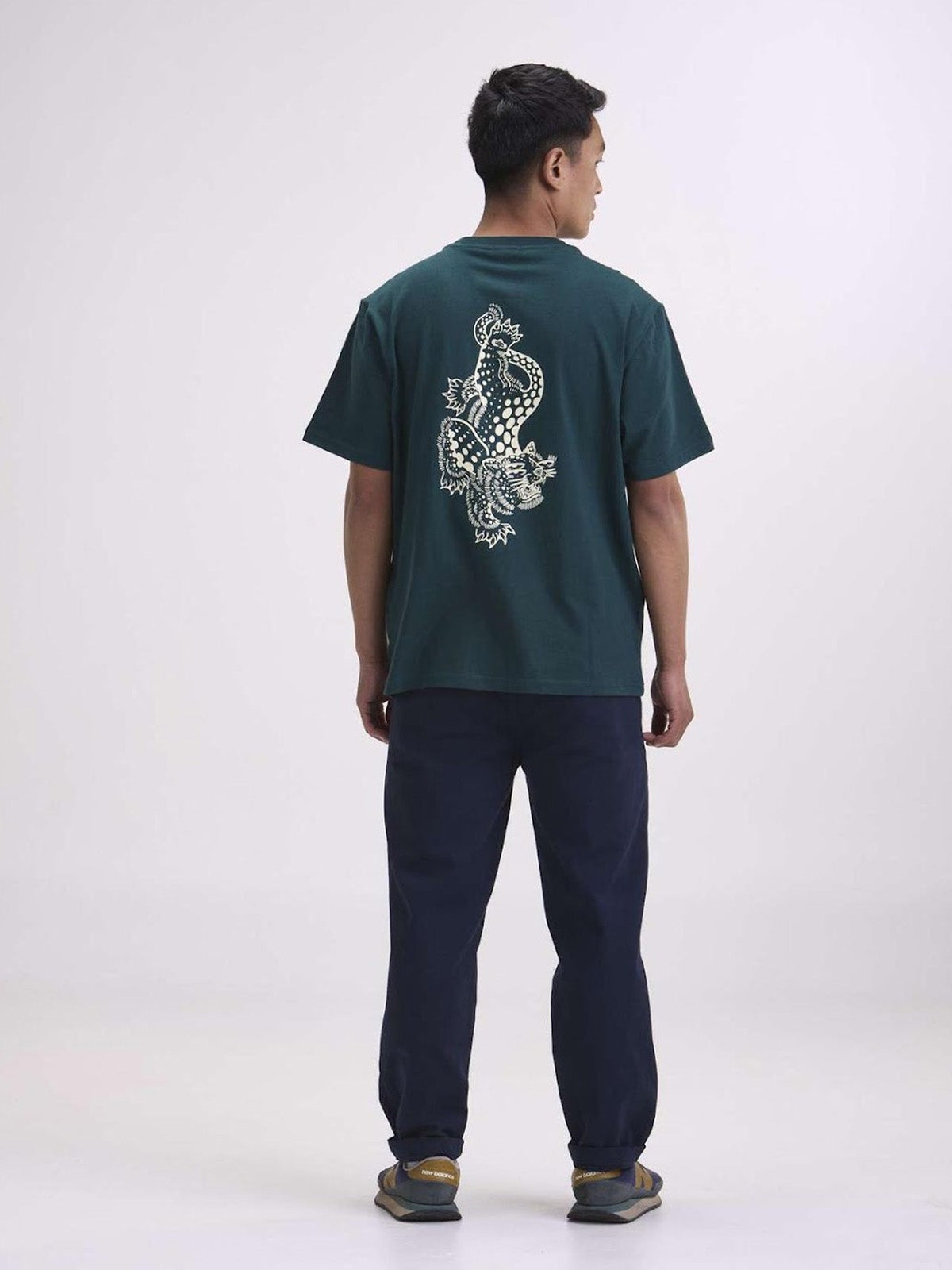 Arniko T-Shirt Leopard Bottle Green