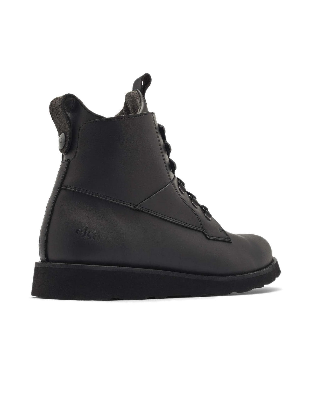 ekn Cedar Boot All Black Vegan