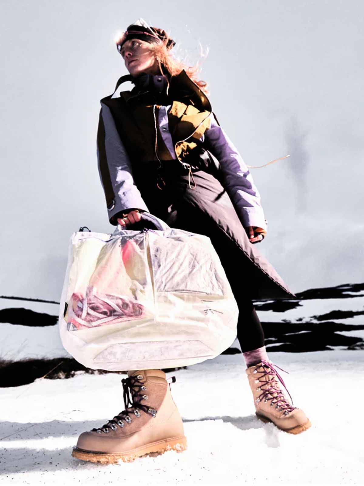 Db Weigh Lighter Helmet Bag 32L Aurora