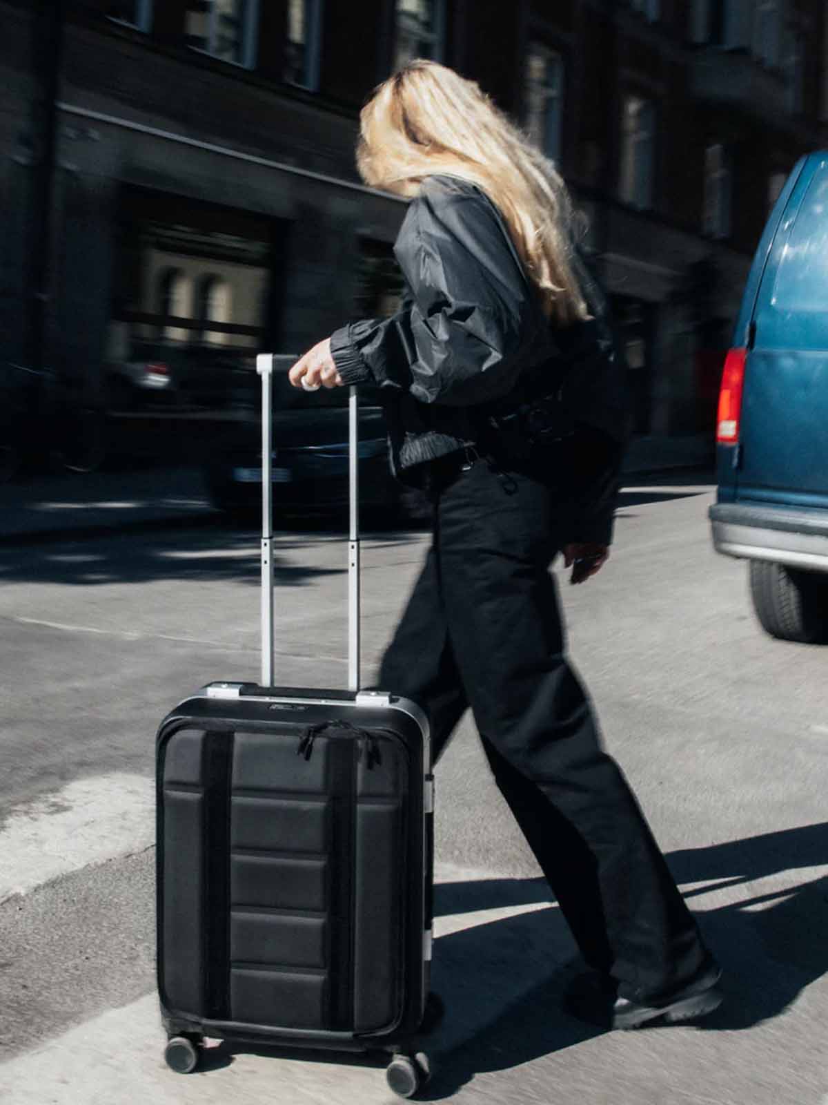 Db Ramverk Pro Front Access Carry-On Silver