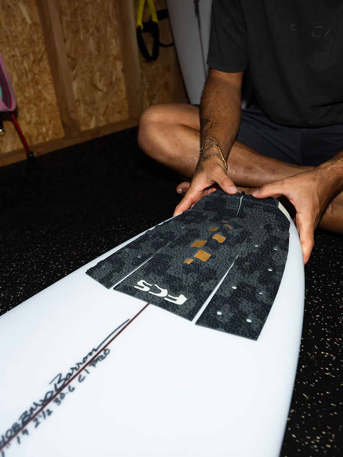 FCS Fins Grip Barron Black Brass